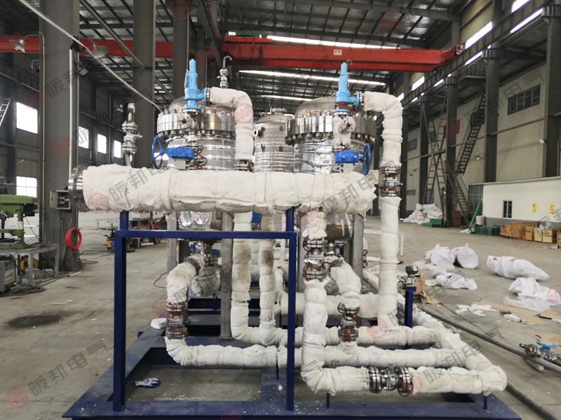 罐体及管道设备电伴热保层安装